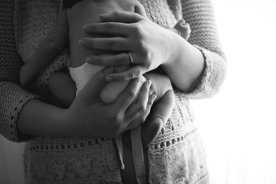 Chattanooga Newborn Photographer | Sweet Caroline Photographie | welcome baby girl