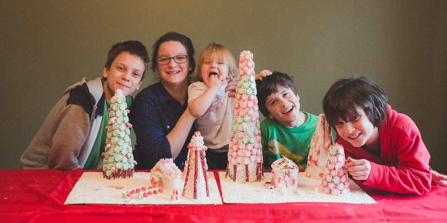 Our Peppermint Village | Sweet Caroline Photographie