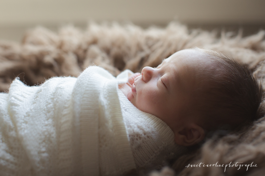 Chattanooga Newborn Photographer | Sweet Caroline Photographie | lifestyle newborn session