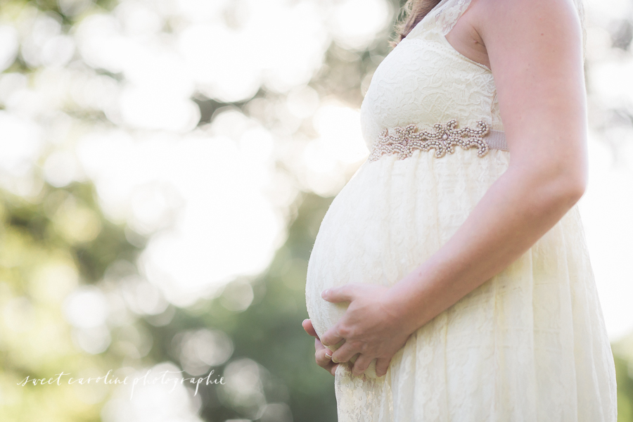 Chattanooga Photographer | Sweet Caroline Photographie | outdoor maternity portraits