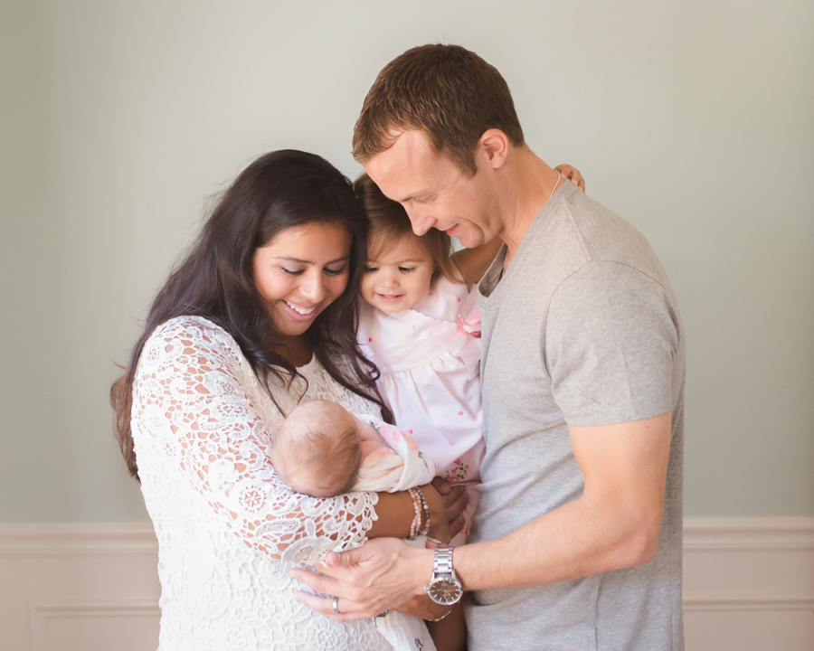 Chattanooga Newborn Photographer | Sweet Caroline Photographie | baby girl lifestyle photo session