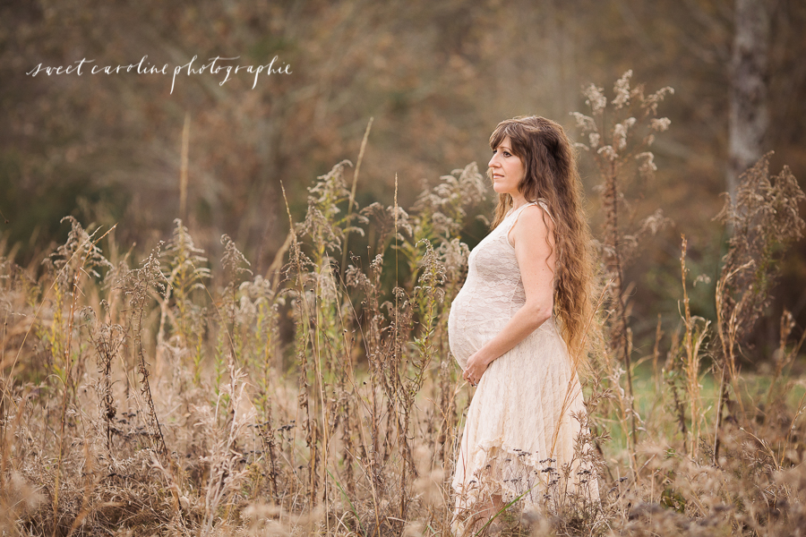 Chattanooga Maternity Photographer | Sweet Caroline Photographie | fall outdoor portraits
