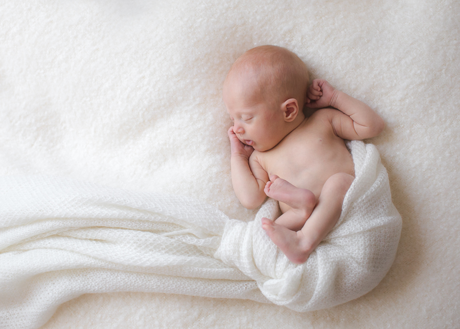 Chattanooga Newborn Photographer | Sweet Caroline Photographie | baby girl