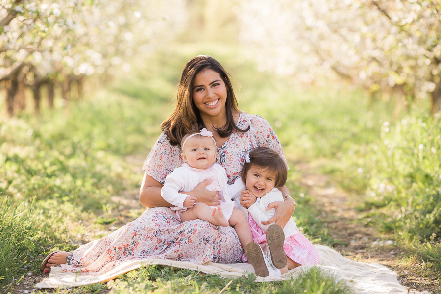 Chattanooga Photographer | Sweet Caroline Photographie | spring apple orchard portraits
