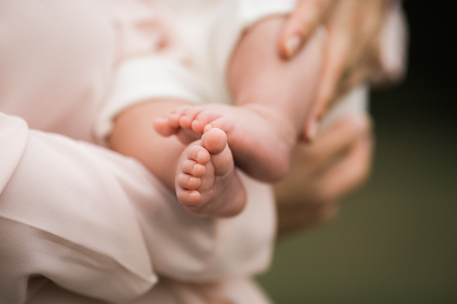 Chattanooga Family Photographer | Sweet Caroline Photographie | baby toes