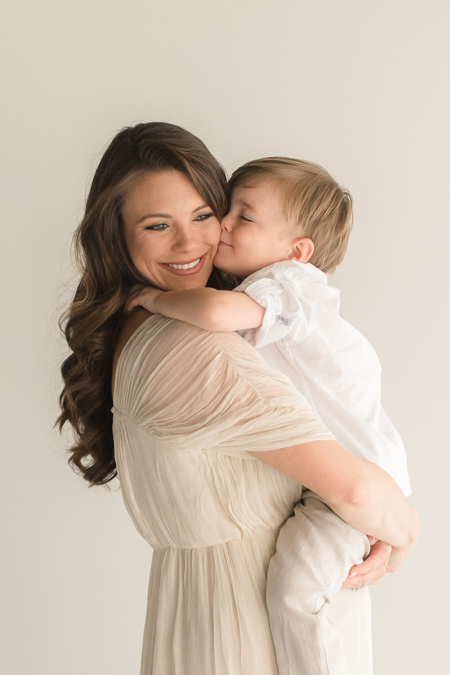 Chattanooga Maternity Photographer | Sweet Caroline Photographie | Mrs. America 2016