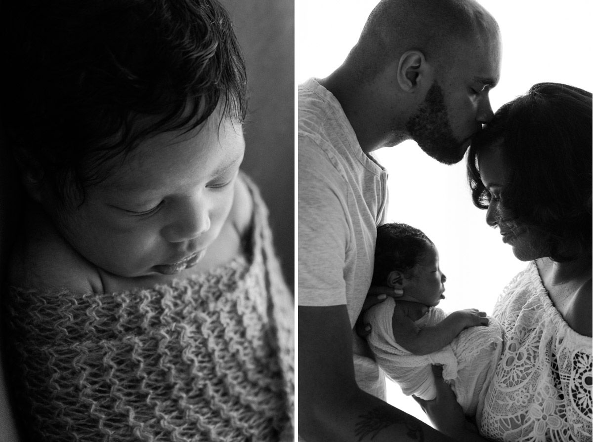 studio newborn and parents black and white photograph | Sweet Caroline Photographie