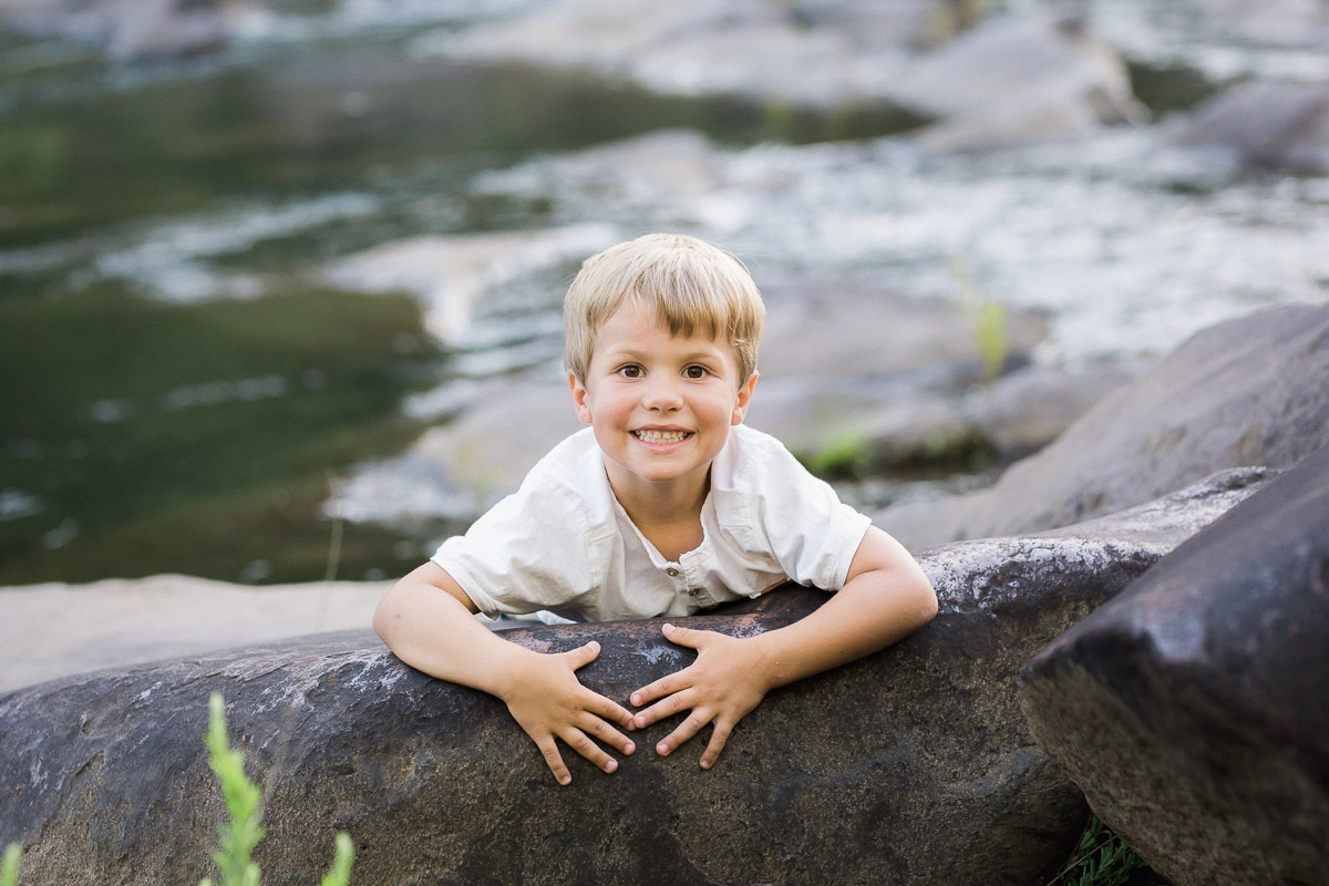 family photography at the Ocoee | Sweet Caroline Photographie