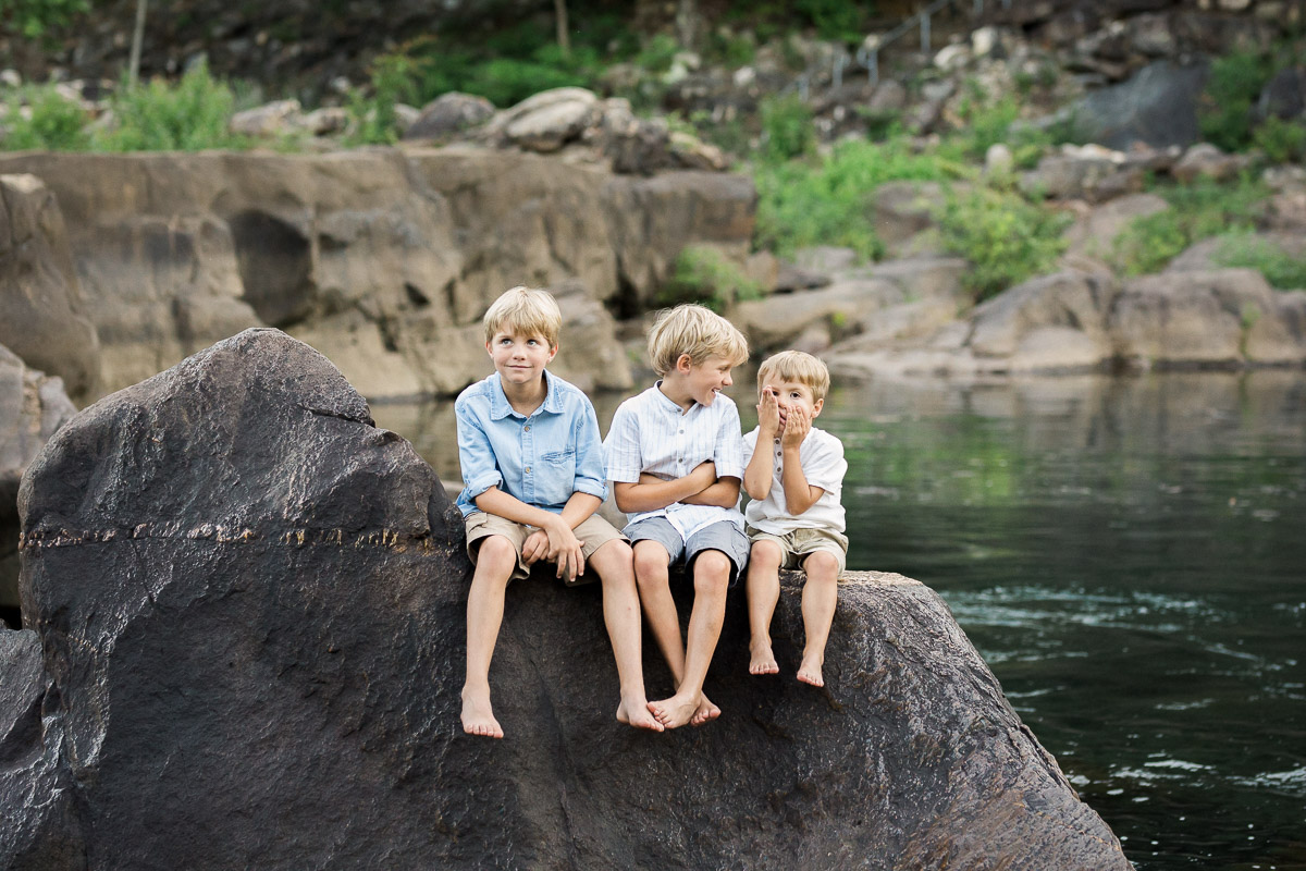 family photography at the Ocoee | Sweet Caroline Photographie