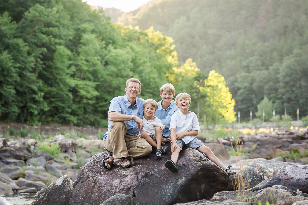 family photography at the Ocoee | Sweet Caroline Photographie
