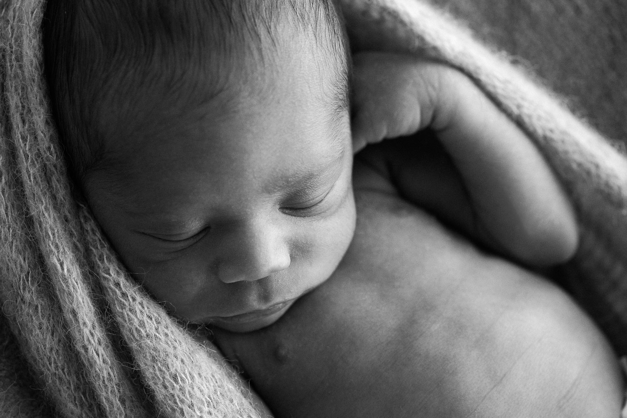 Studio Newborn Photography | Sweet Caroline Photographie