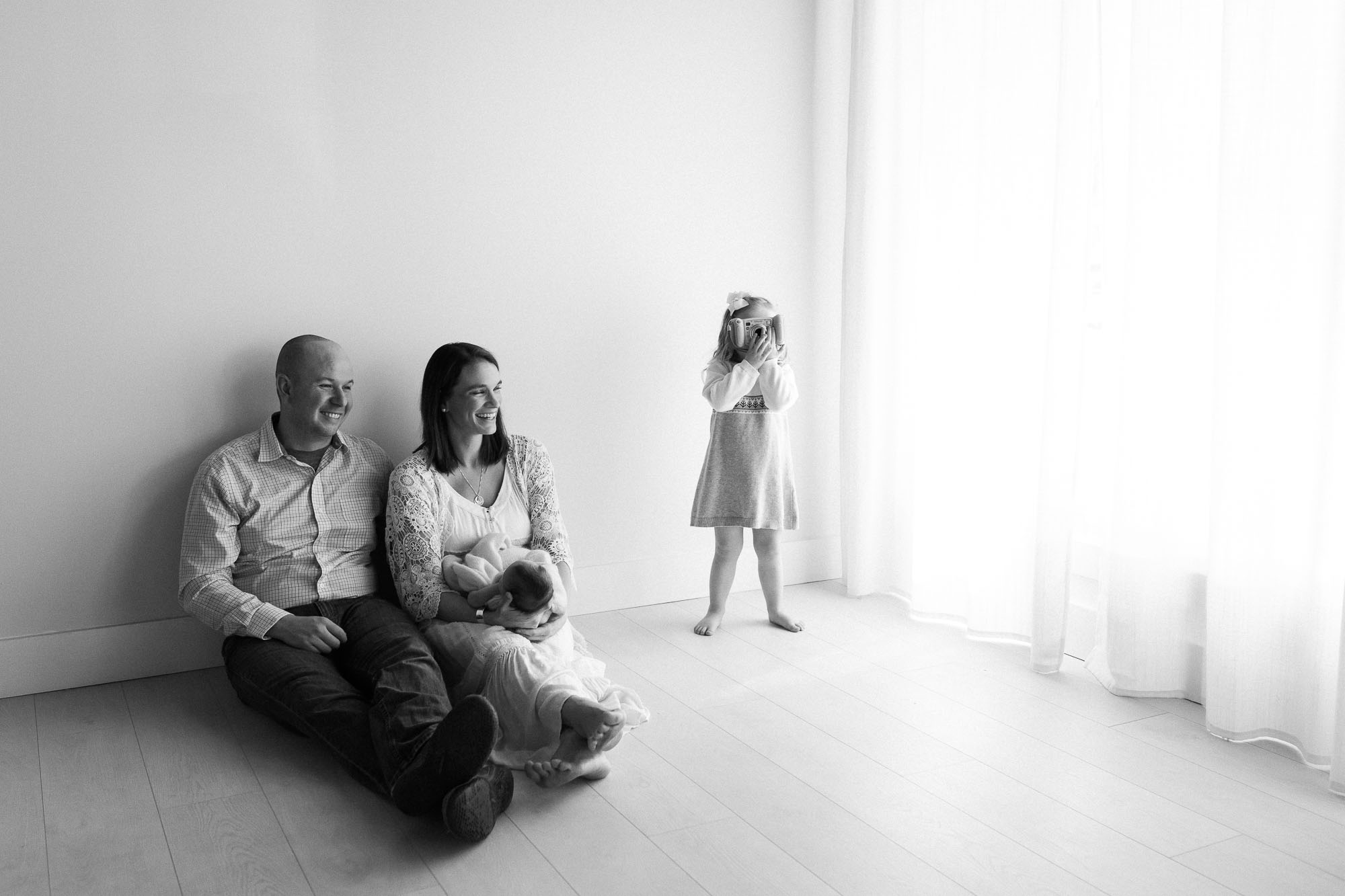 Newborn Baby and Family Photography | Sweet Caroline Photographie