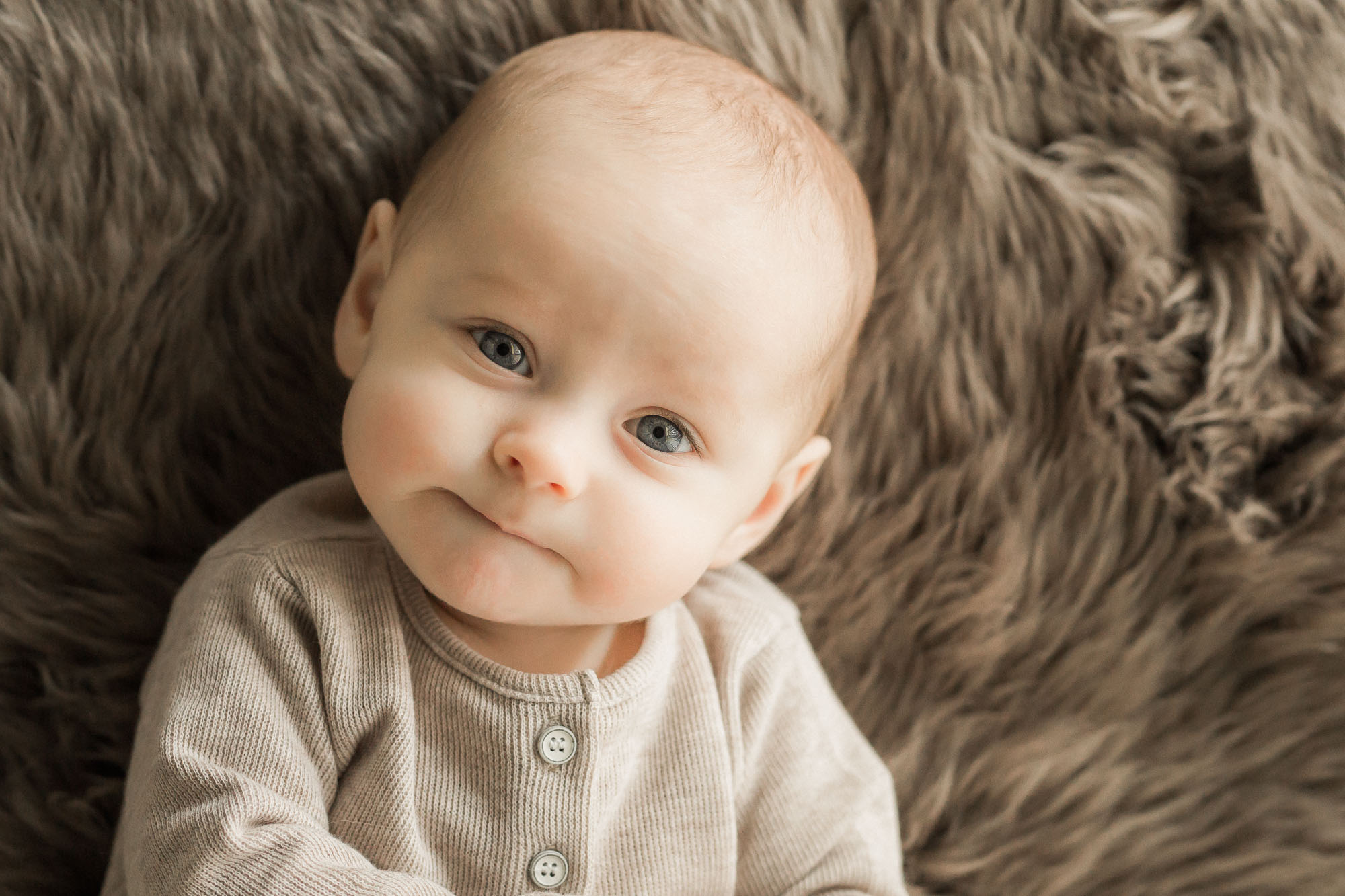 6 Month Baby Photographs | Sweet Caroline Photographie