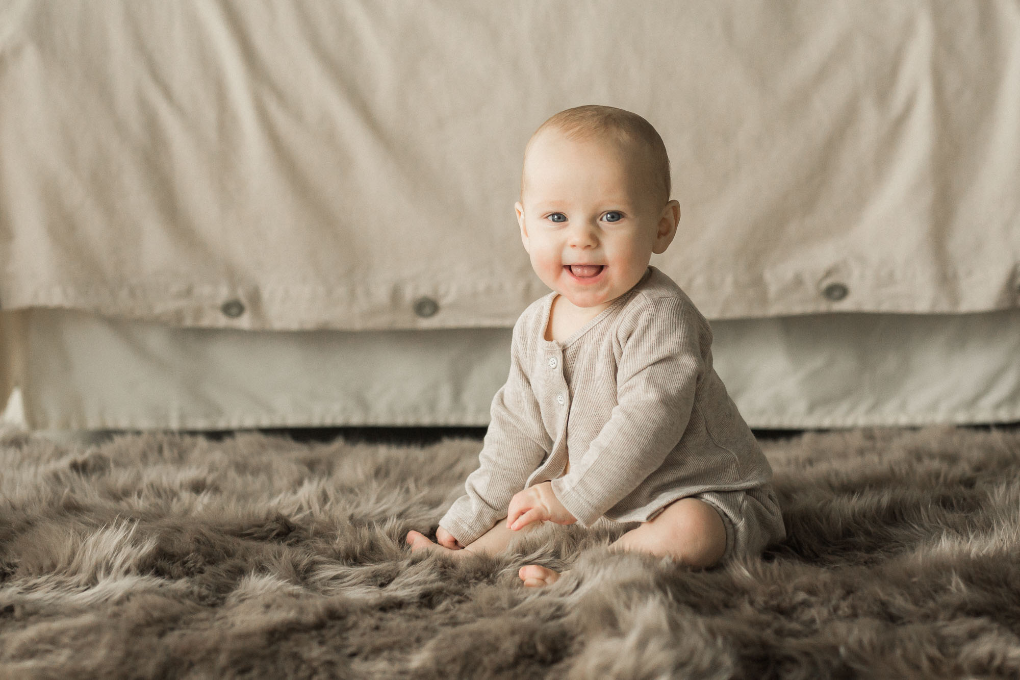 6 Month Baby Photographs | Sweet Caroline Photographie