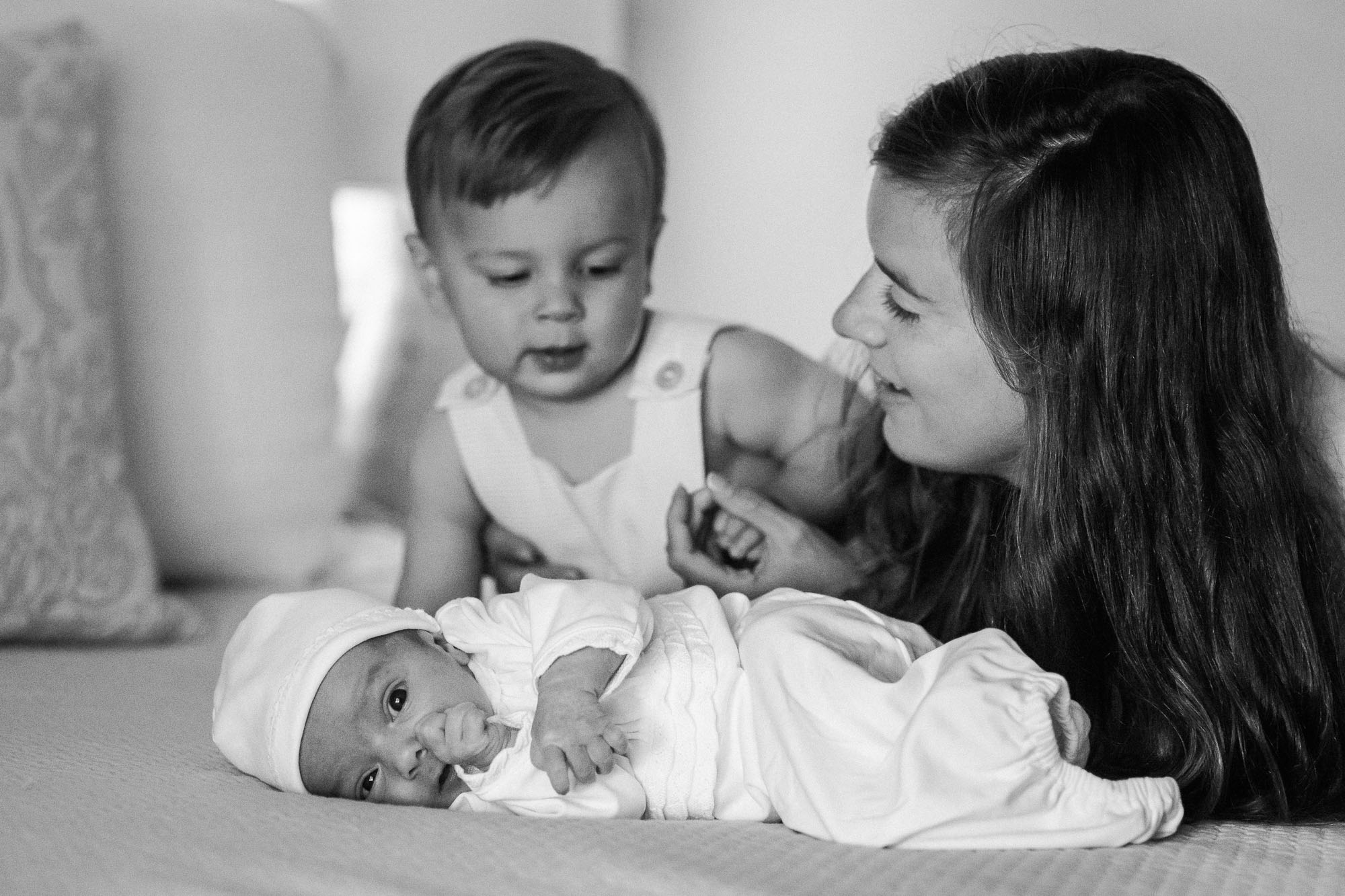 Lifestyle Newborn Photography | Sweet Caroline Photographie
