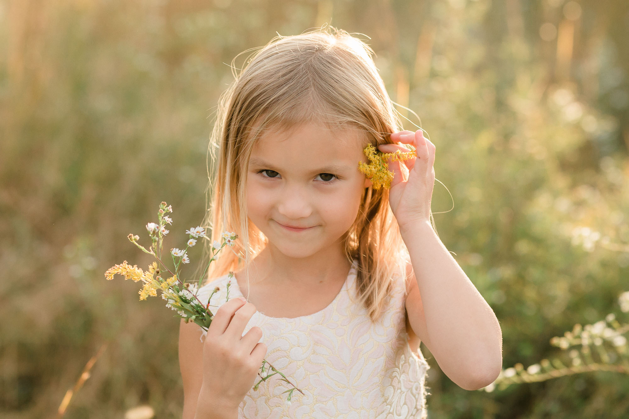 Fall Maternity Family Photographs | Sweet Caroline Photographie