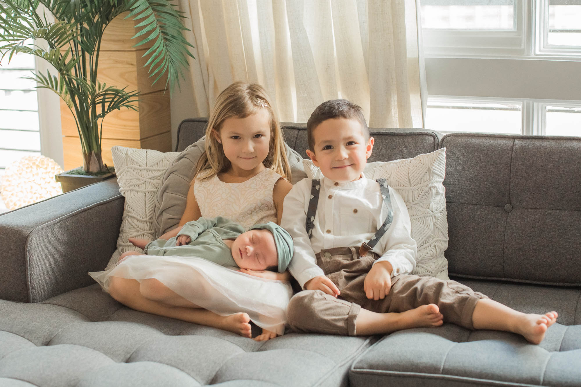 Lifestyle Newborn Photography | Sweet Caroline Photographie