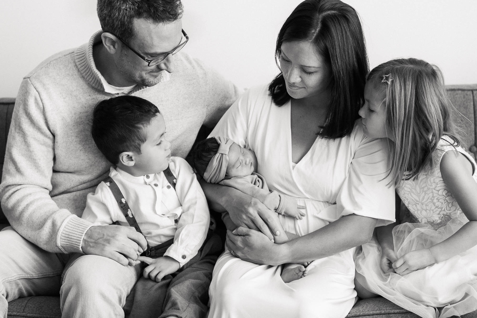 Lifestyle Newborn Photography | Sweet Caroline Photographie