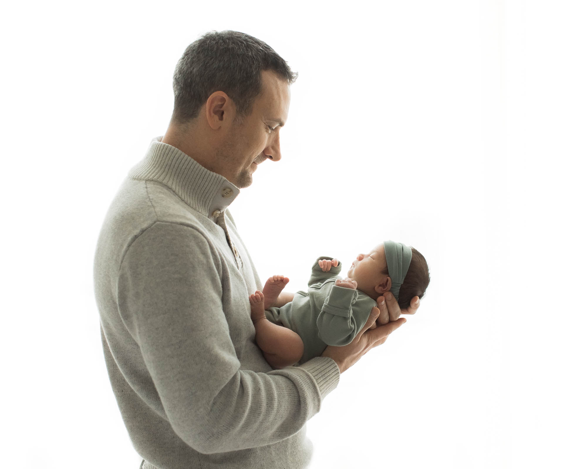 Lifestyle Newborn Photography | Sweet Caroline Photographie