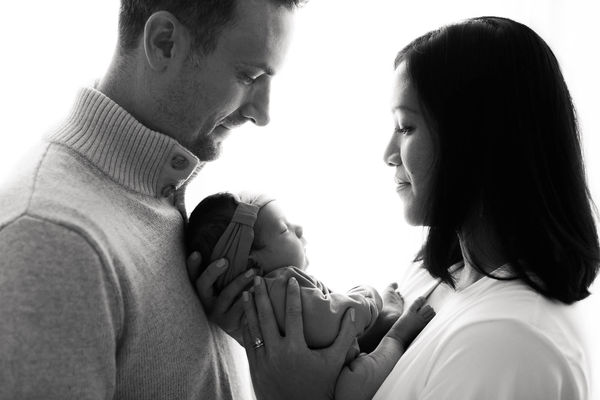 Lifestyle Newborn Photography | Sweet Caroline Photographie