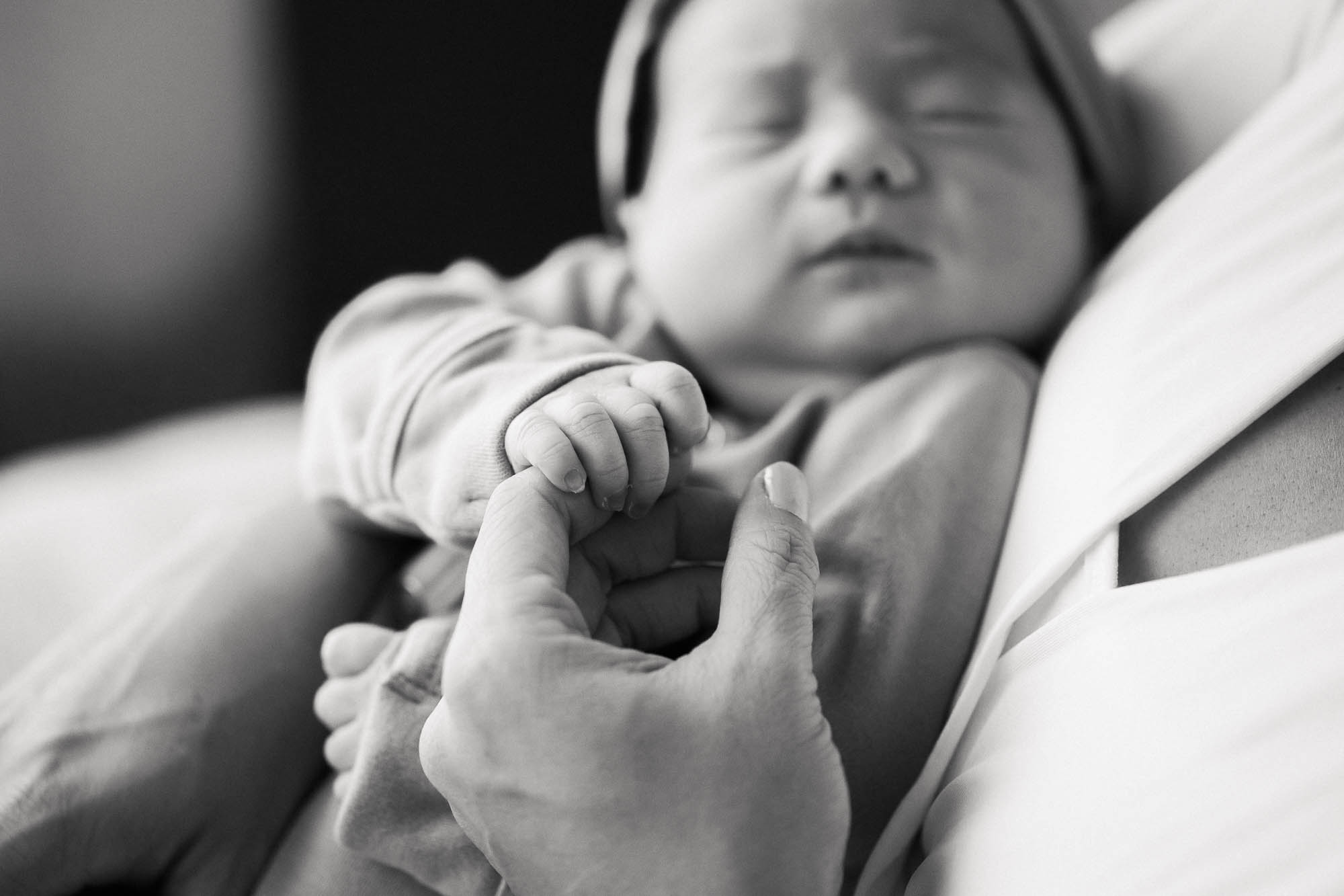 Lifestyle Newborn Photography | Sweet Caroline Photographie