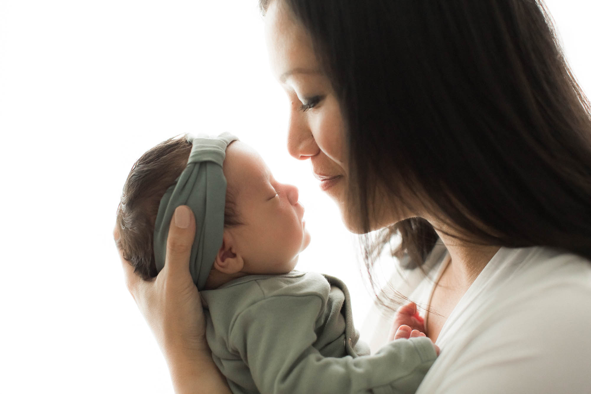 Lifestyle Newborn Photography | Sweet Caroline Photographie