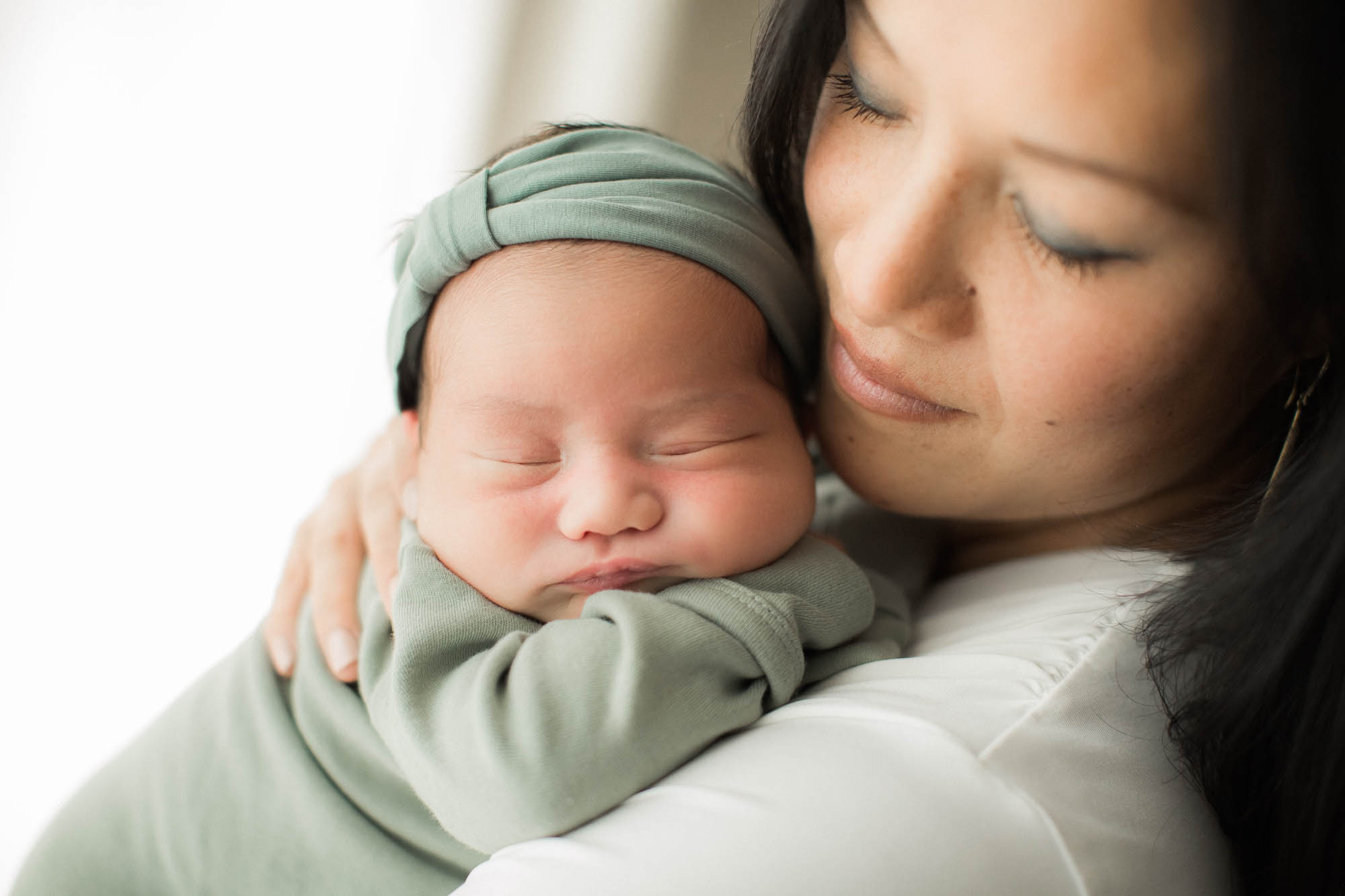 Lifestyle Newborn Photography | Sweet Caroline Photographie