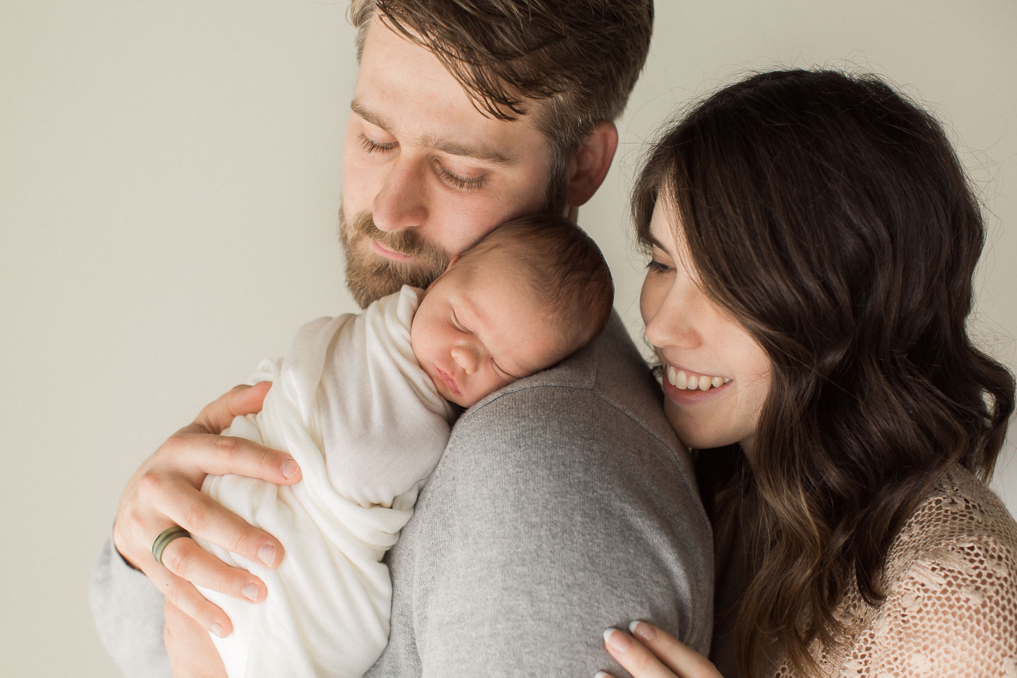 family newborn photographs | Sweet Caroline Photographie