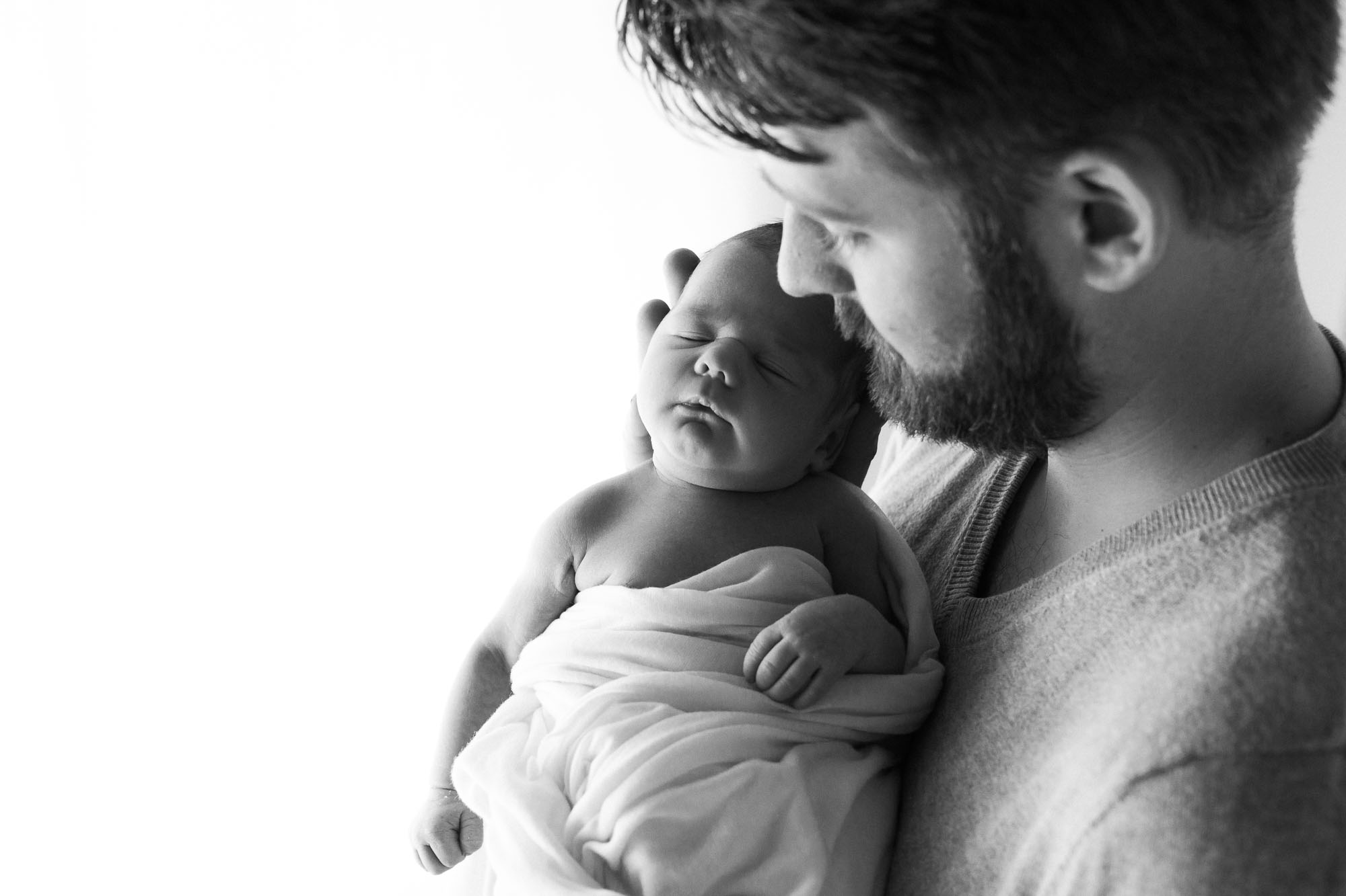 family newborn photographs | Sweet Caroline Photographie
