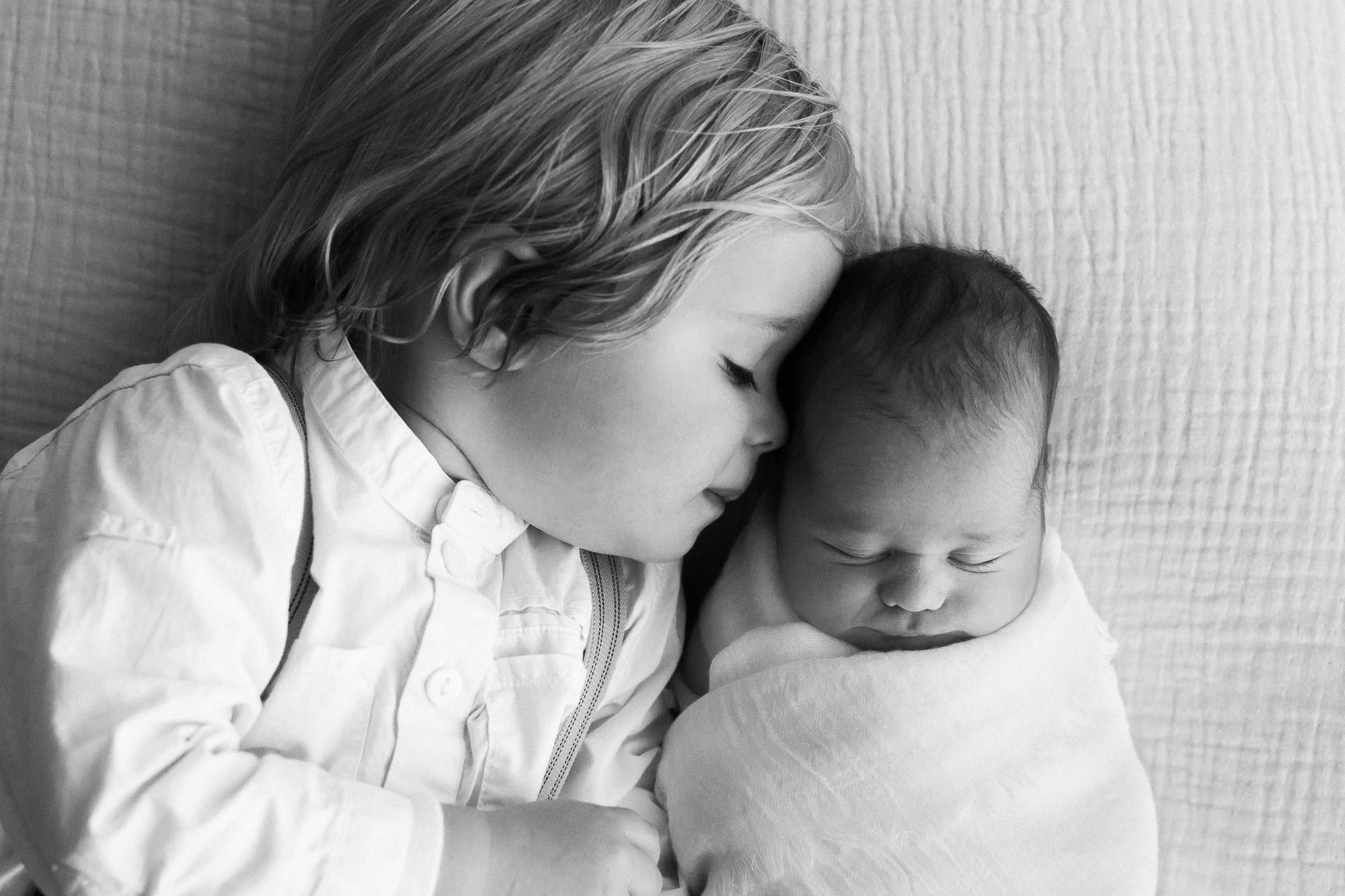 family newborn photographs | Sweet Caroline Photographie